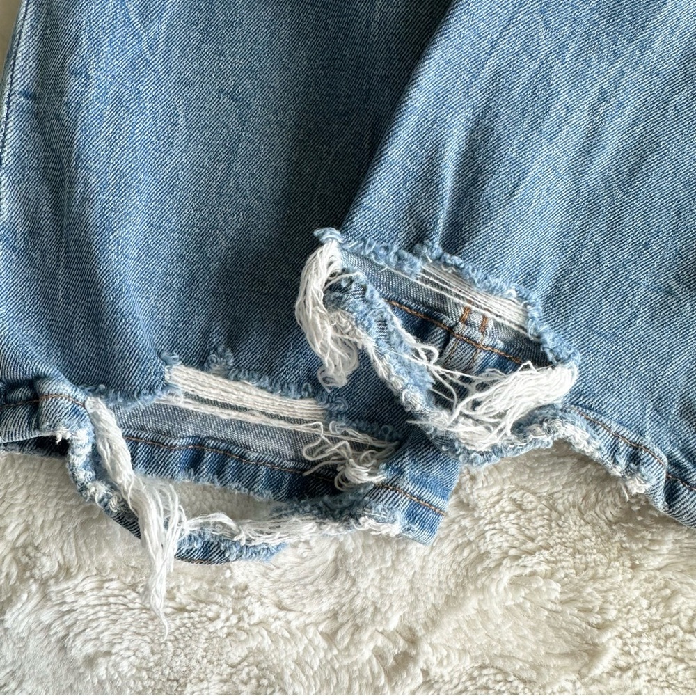 Abercrombie Jeans Womens 26 Blue Ankle Straight Ultra High Rise Distressed Med - Picture 8 of 11
